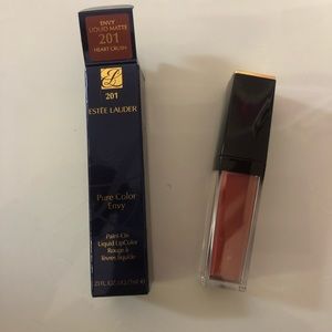 Estée Lauder Liquid Lip Color Matte Heart Crush